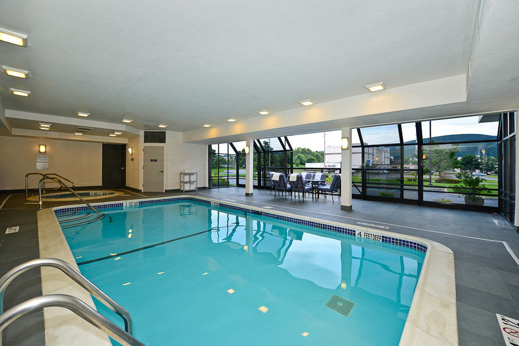 Holiday Inn Express Fishkill-Mid Hudson Valley By Ihg Exteriör bild